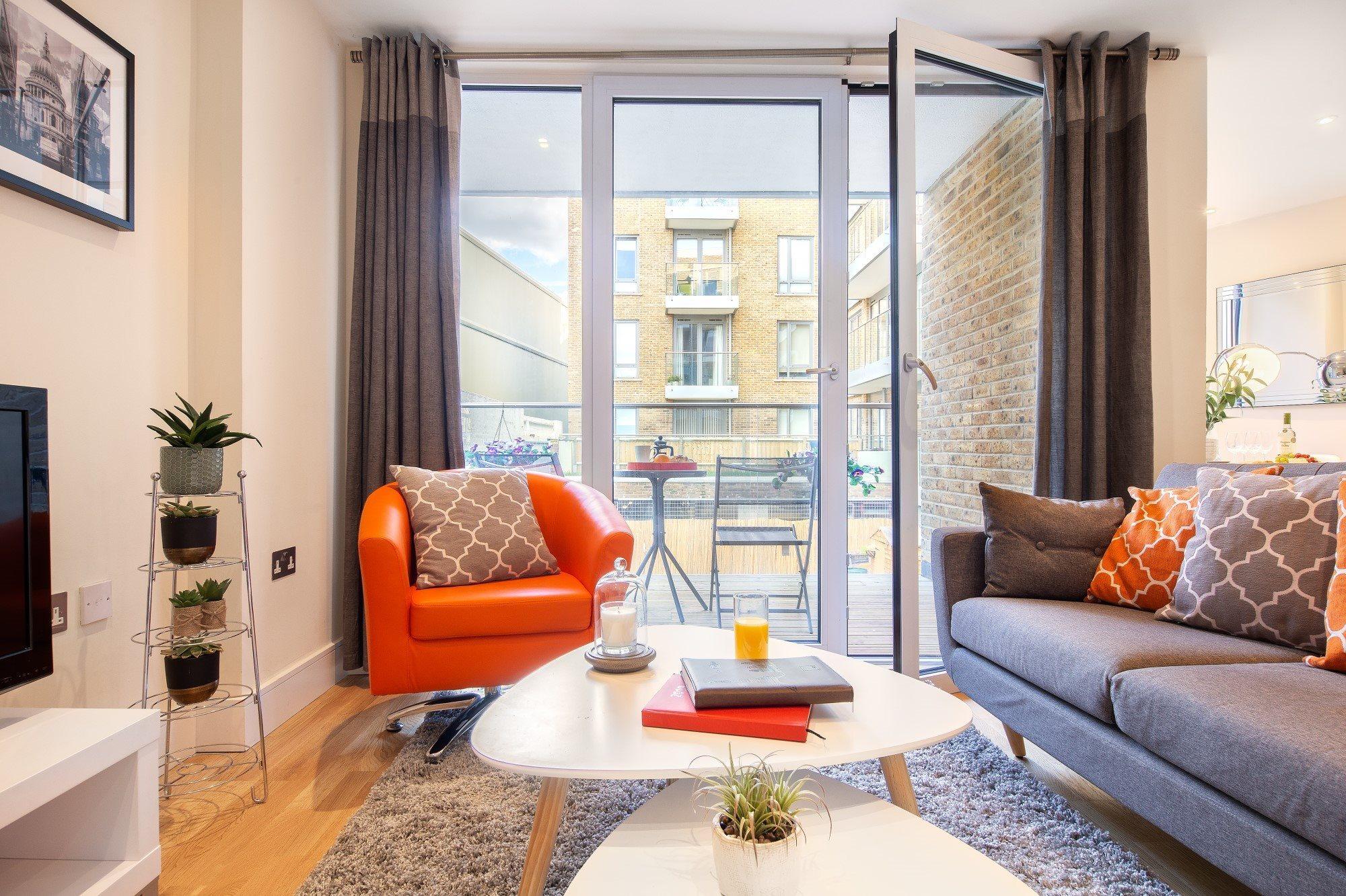Two Bedroom Serviced Apartment With Balcony In Weymouth Building, Deacon Street Λονδίνο Εξωτερικό φωτογραφία
