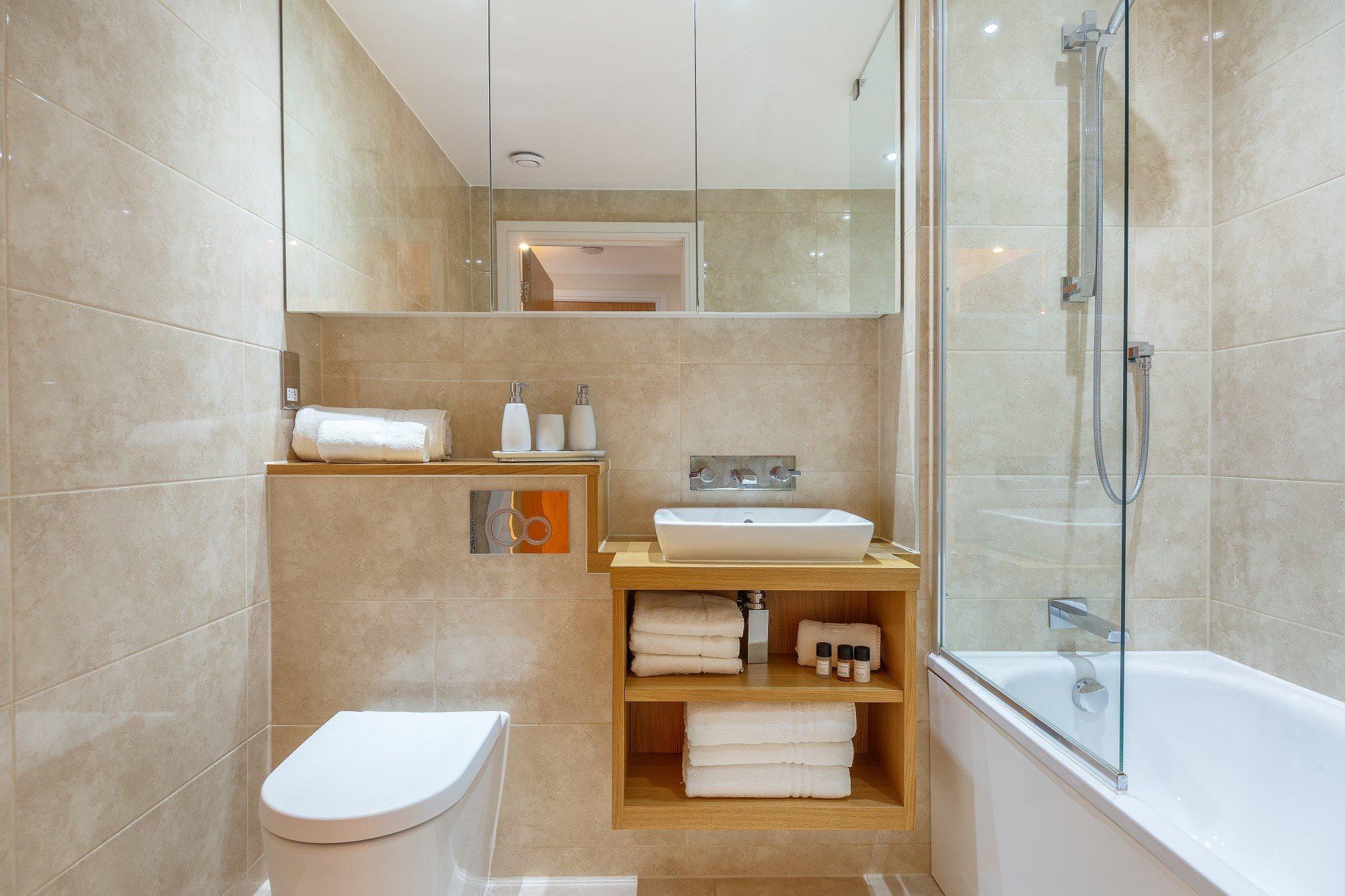 Two Bedroom Serviced Apartment With Balcony In Weymouth Building, Deacon Street Λονδίνο Εξωτερικό φωτογραφία