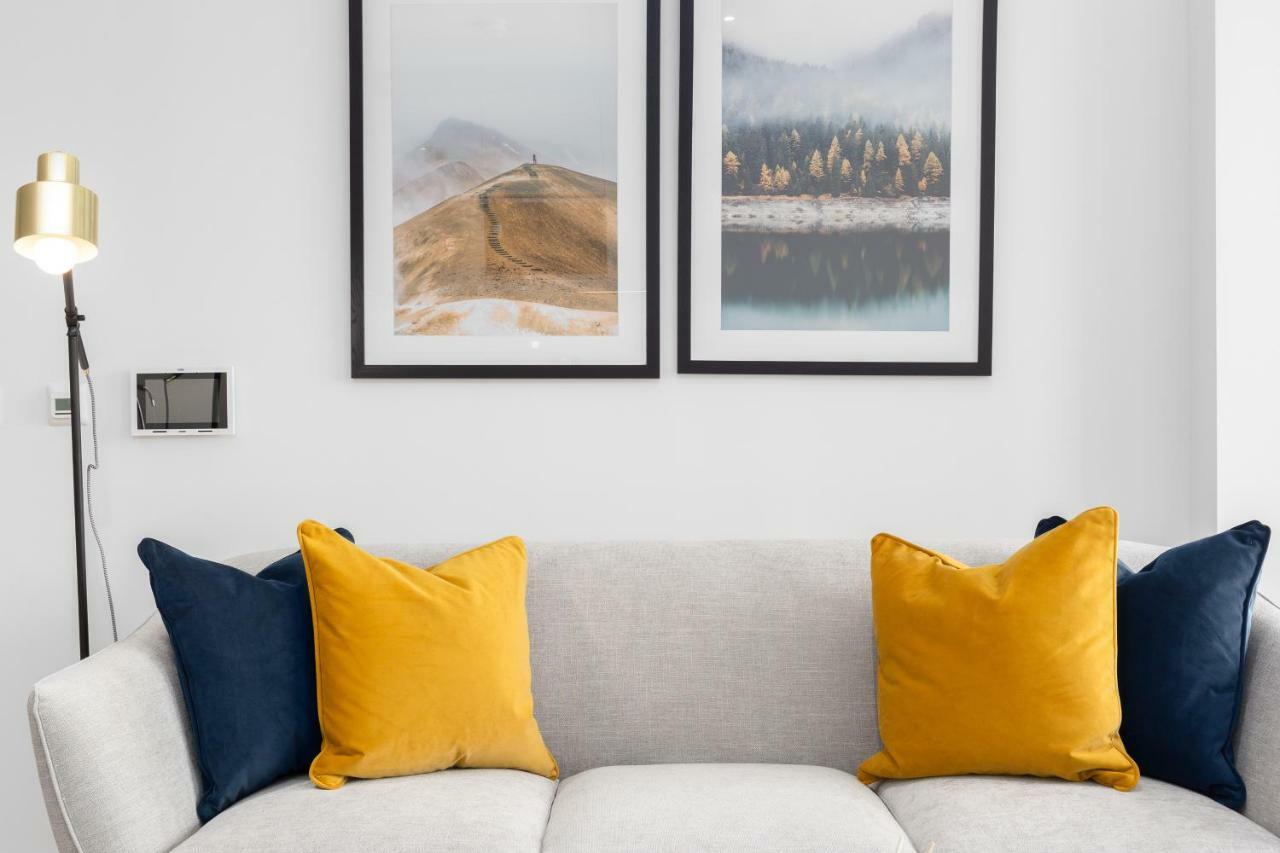 Two Bedroom Serviced Apartment With Balcony In Weymouth Building, Deacon Street Λονδίνο Εξωτερικό φωτογραφία