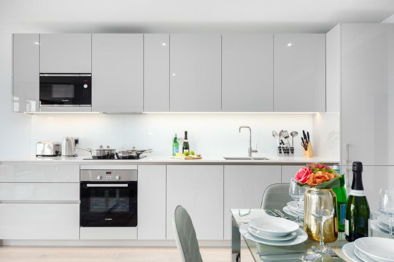 Two Bedroom Serviced Apartment With Balcony In Weymouth Building, Deacon Street Λονδίνο Εξωτερικό φωτογραφία
