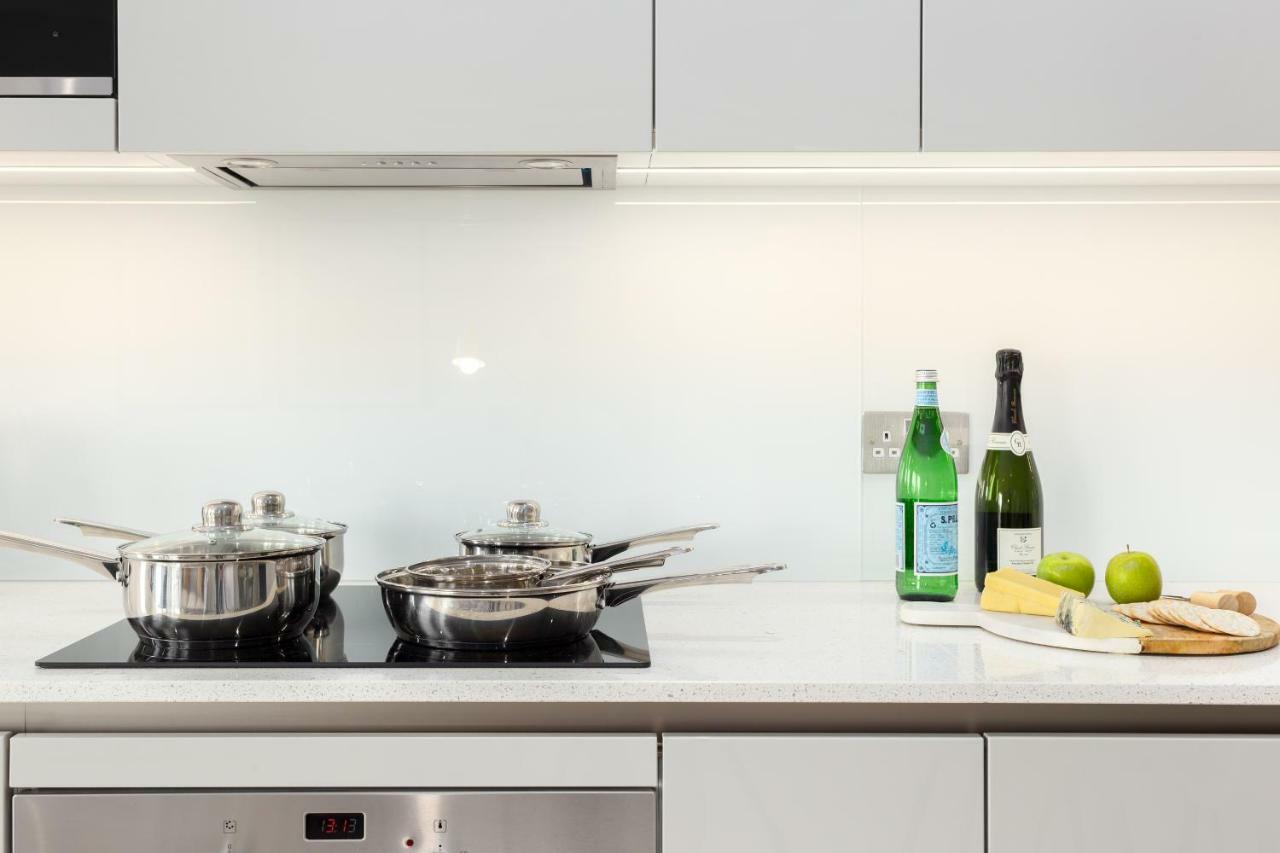 Two Bedroom Serviced Apartment With Balcony In Weymouth Building, Deacon Street Λονδίνο Εξωτερικό φωτογραφία